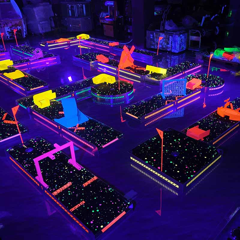 Commercial Glow Mini Golf Course