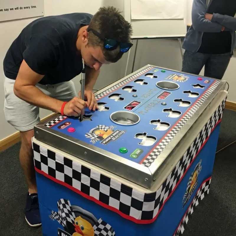Duck Feather Pulling Arcade Game —SQ Arcade