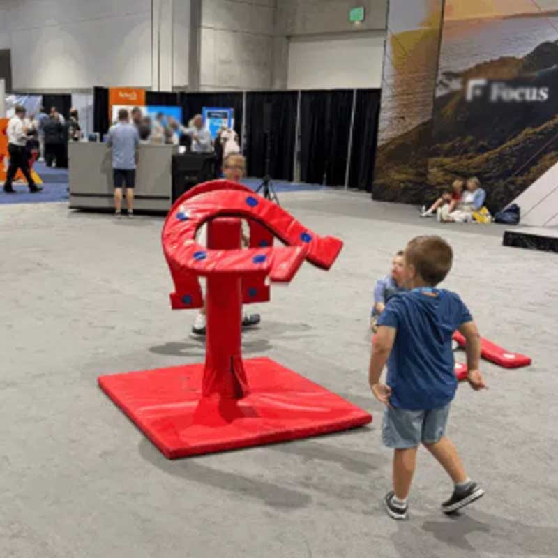 Horseshoe Toss Carnival Game — SQ Arcade